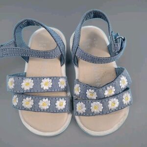 Baby Girl Sandals Sz 5 Embroidered Daisy Flower Denim Adjustable Strap